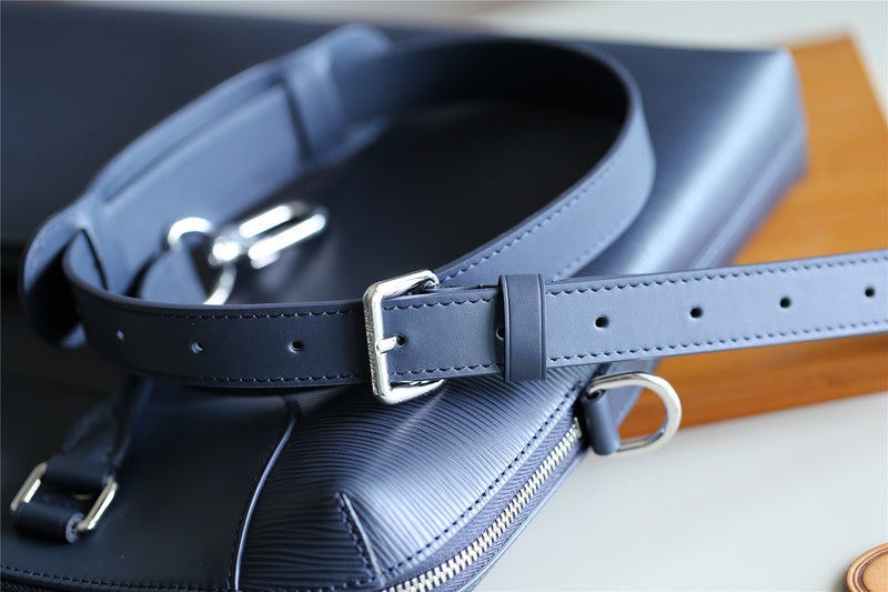 Fan Fashion Lu-Vi bags - 9851