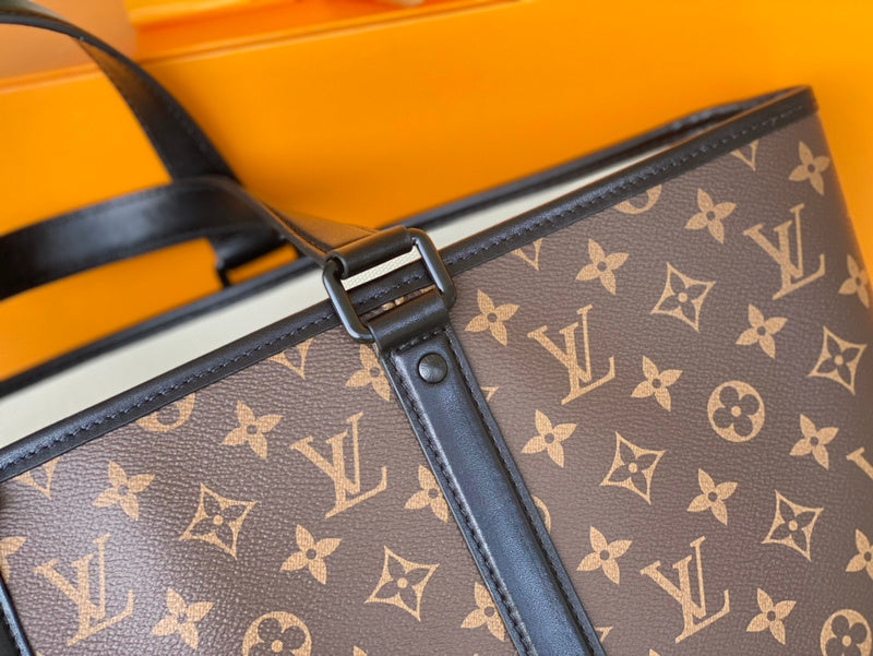 Fan Fashion Lu-Vi bags - 17141