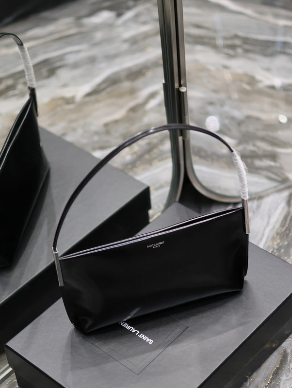 Amelia - YSL Bag - 1859