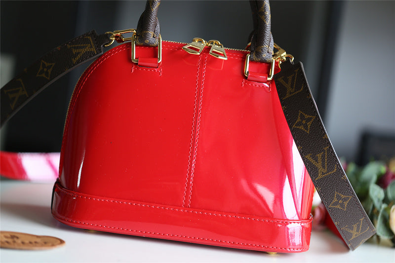 Amelia - LOV Lady Bags - 1933