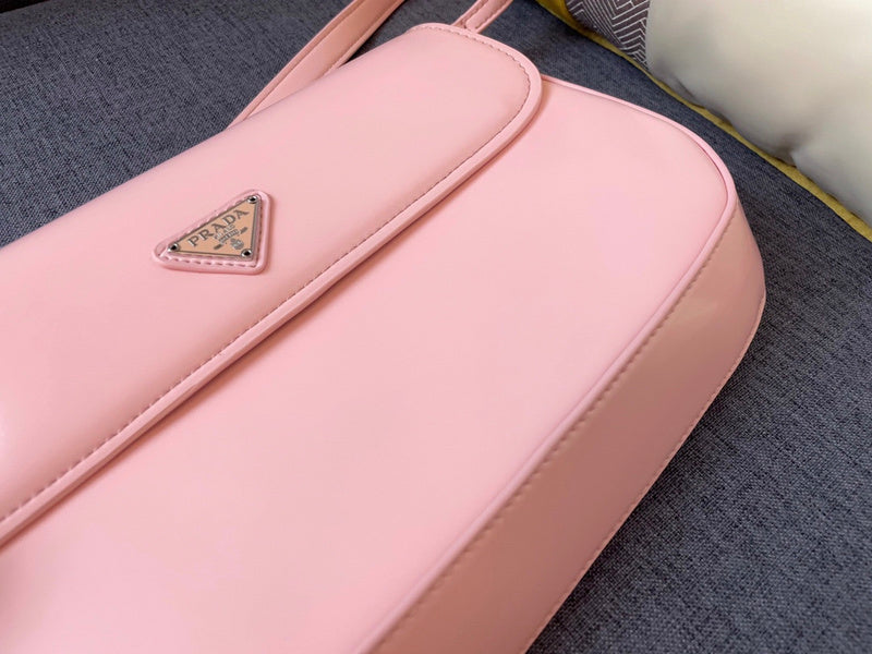 Barnes-Bags - Prada Bags - 932