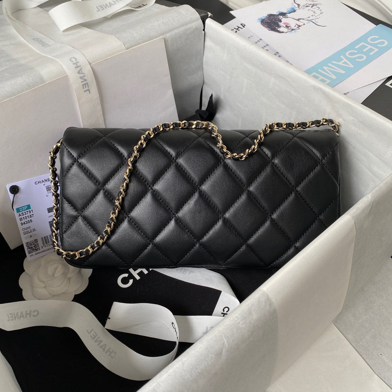 Wellow Bags - Chanel - Bags  - 216