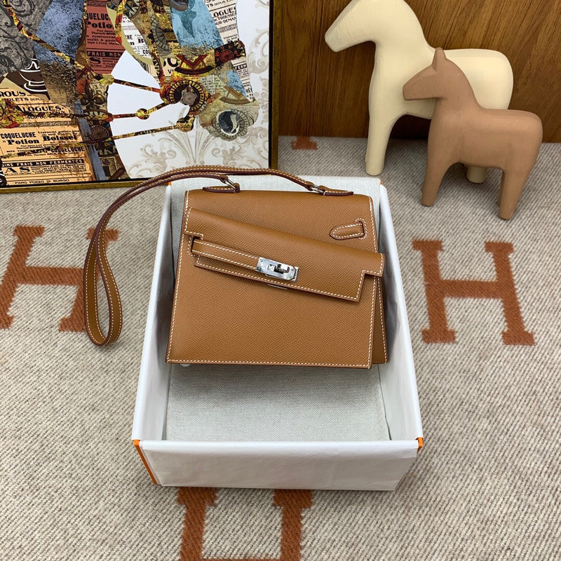Amelia - HMS Bags - 1718