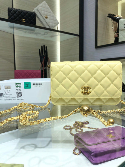 Wellow Bags - Chanel - Bags  - 404