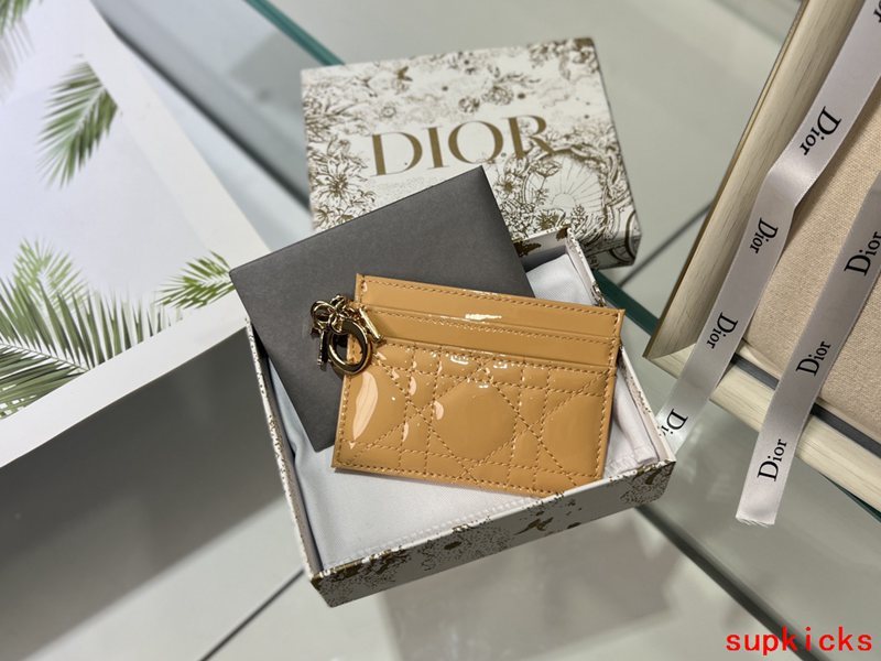 Amelia- Mix Wallets - 245
