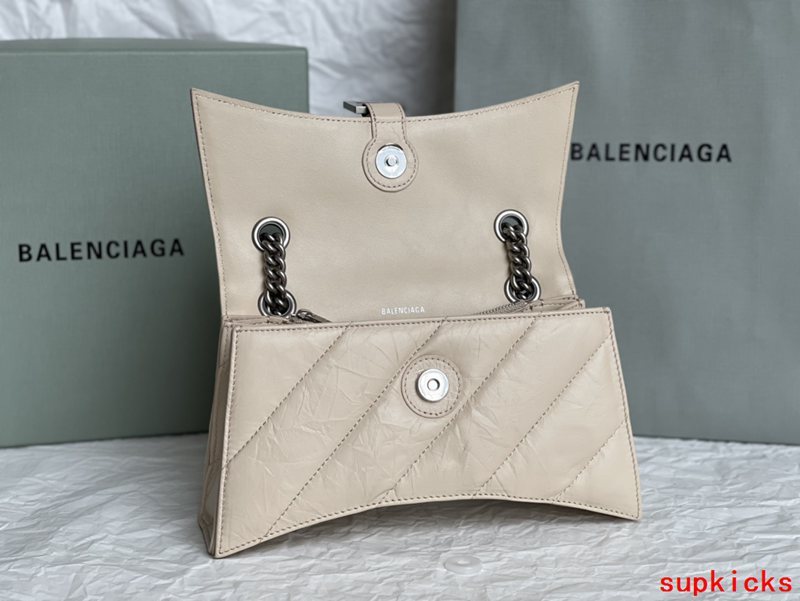 Amelia- BG Hourglass Bags - 004