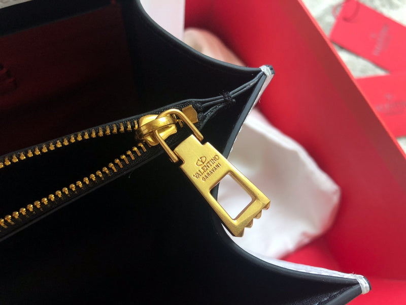 Amelia's Bag Gallery - VEL Bags - 1312