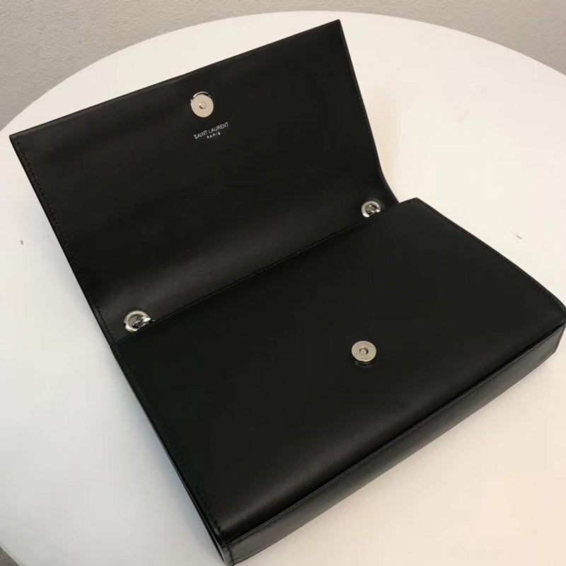 Amelia - YSL Bag - 3856