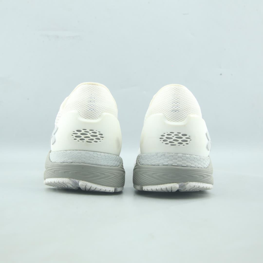 UNDER ARMOUR HOVR SONIC 4 CN '