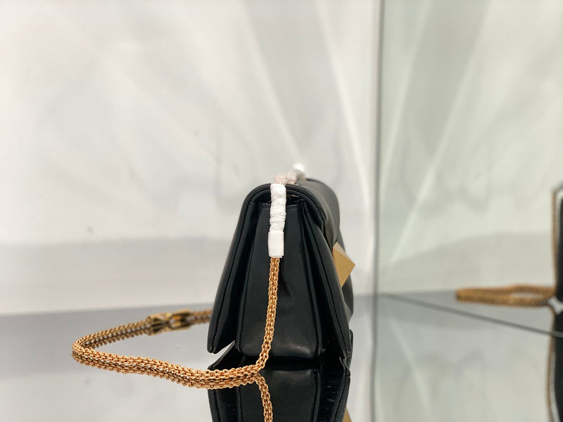 VAL LUXURY BAGS - FOR FASHION LOVERS  AFFORDABLE LUXURY BAGS- 515