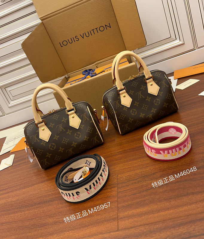 Amelia's Bag Gallery - LOV Bags - 1026