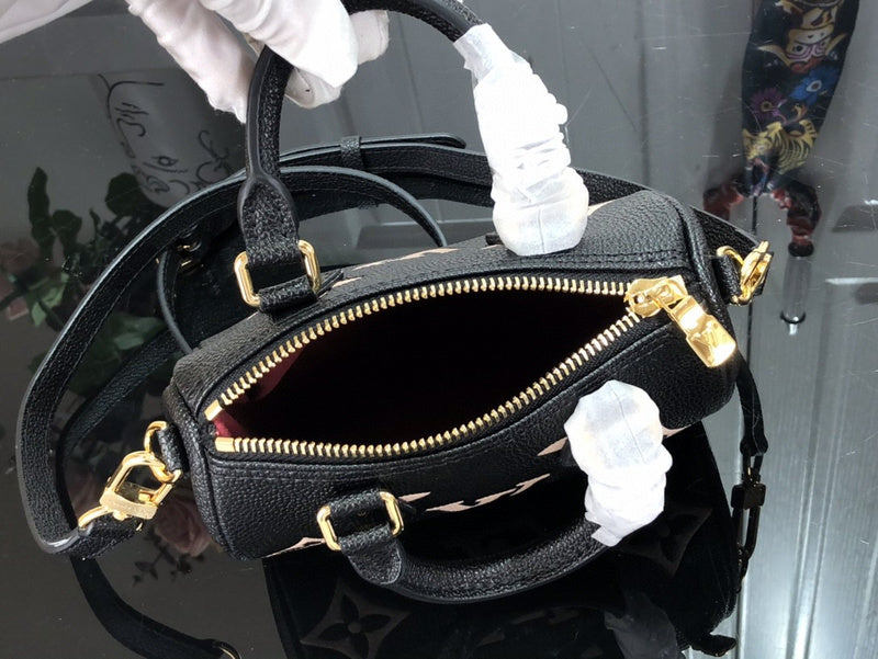 Fashion Lu-Vi bags - 3541