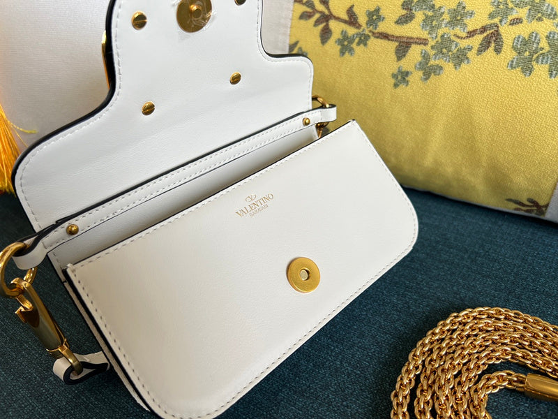 VAL LUXURY BAGS - FOR FASHION LOVERS  AFFORDABLE LUXURY BAGS- 1168