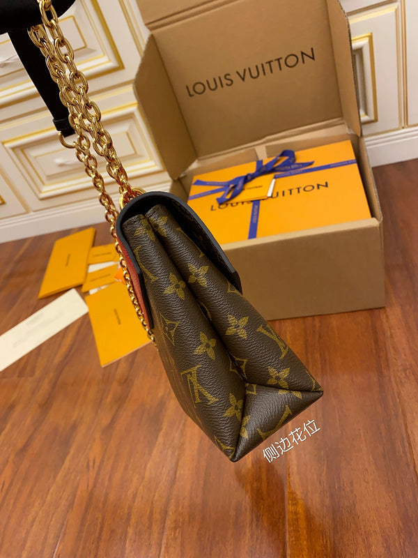 Amelia's Bag Gallery - LOV Bags - 997