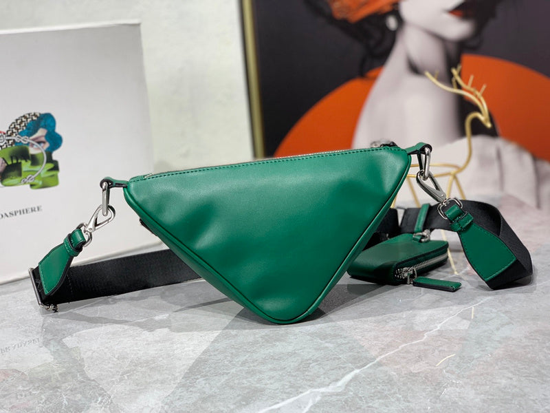Barnes-Bags - Prada Bags - 813