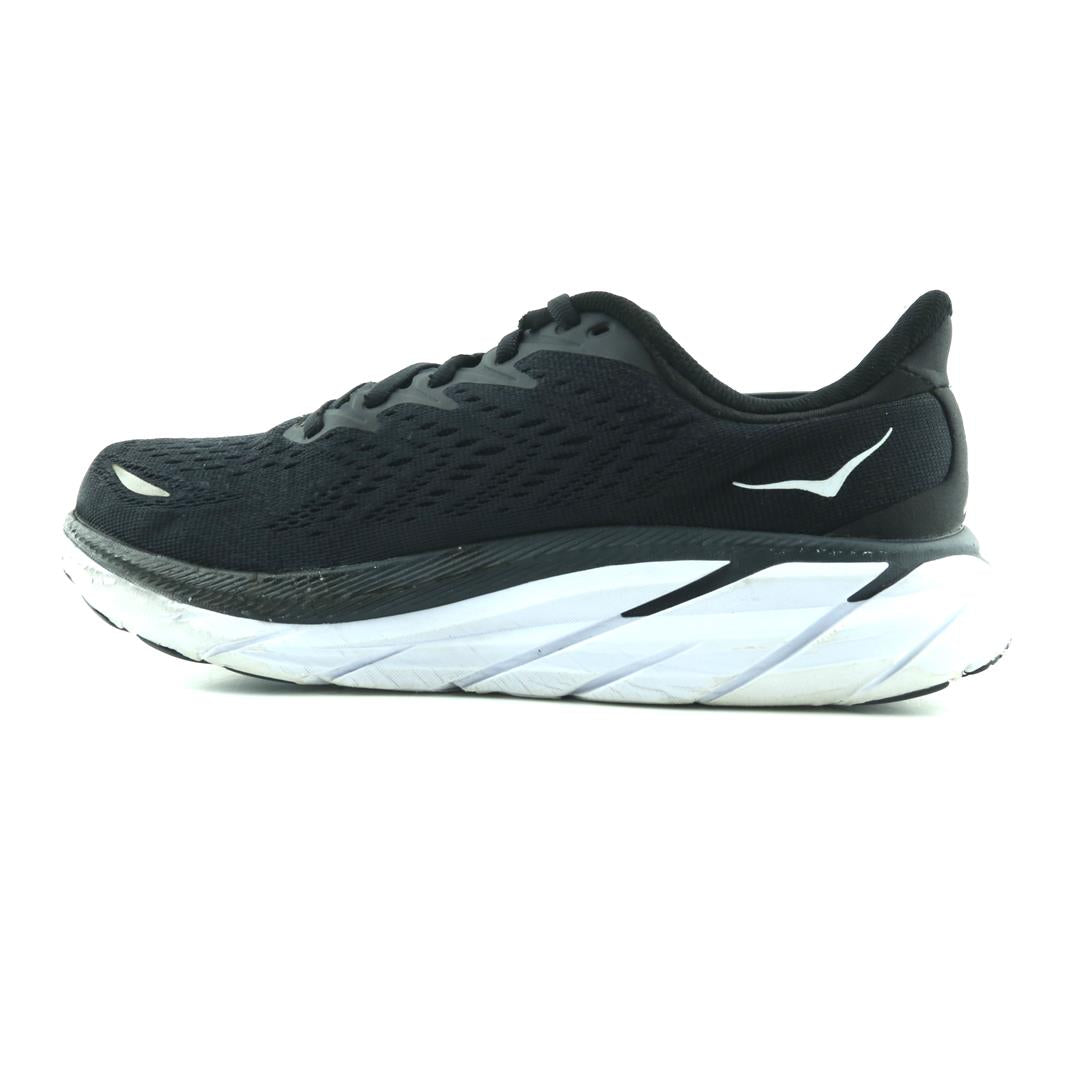 HOKA ONE ONE CLIFTON 8