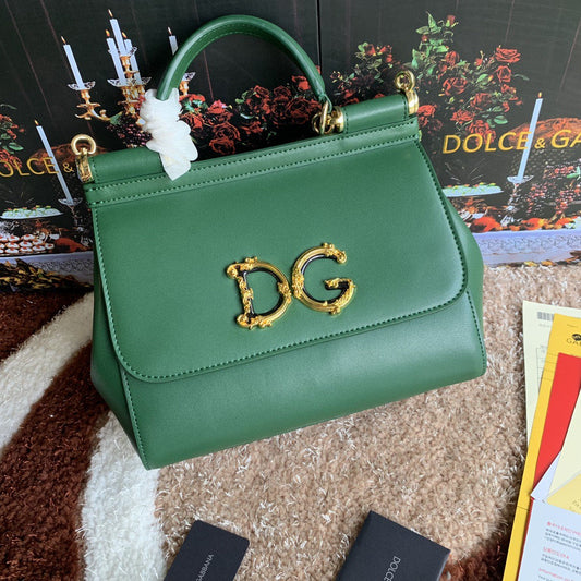 DG Medium DG Handbag In Dauphine Green For Women 10.2in/26AmeliaDG