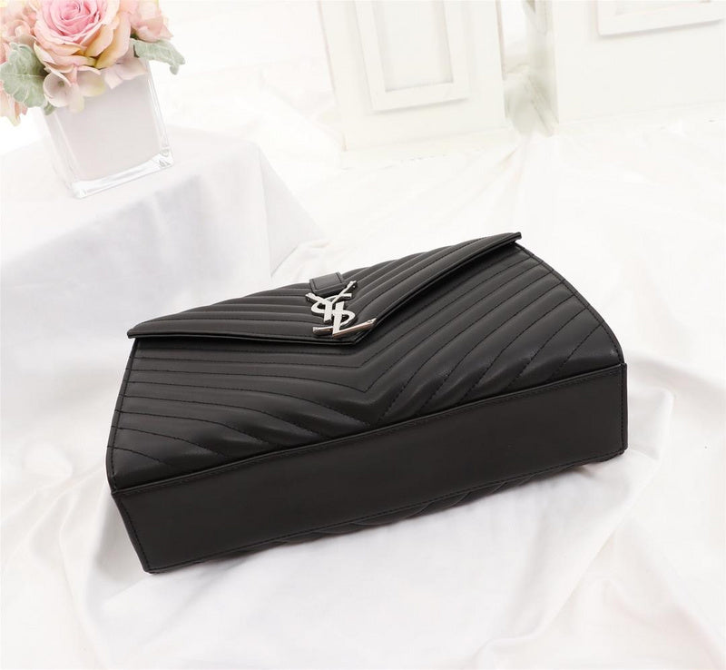 Amelia - YSL Bag - 2653