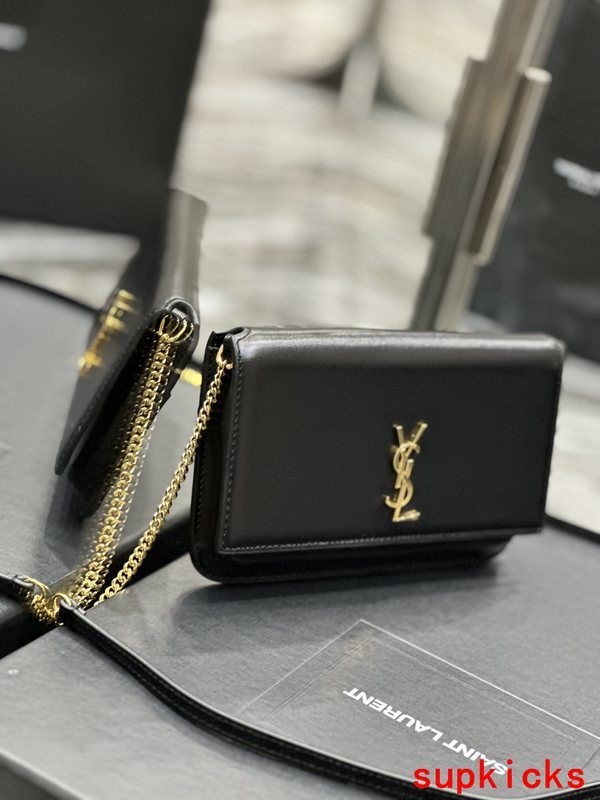 Amelia- Mix Wallets - 458