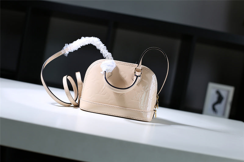 Amelia - LOV Lady Bags - 1945