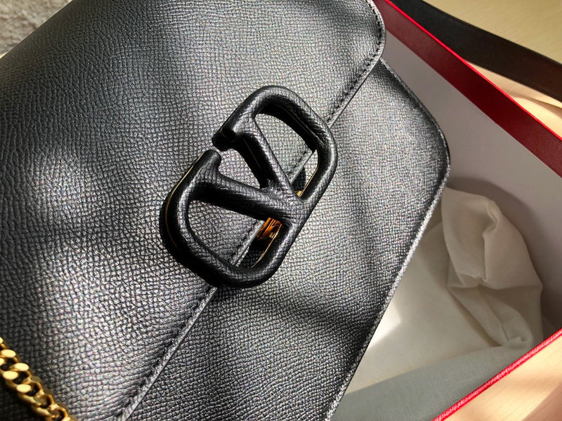VAL LUXURY BAGS - FOR FASHION LOVERS  AFFORDABLE LUXURY BAGS- 1313