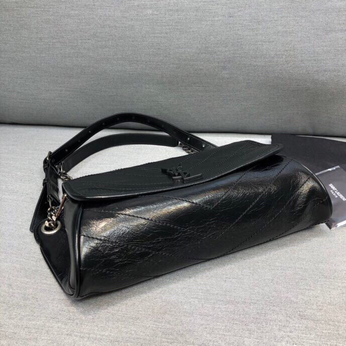 Amelia - YSL Bag - 2334