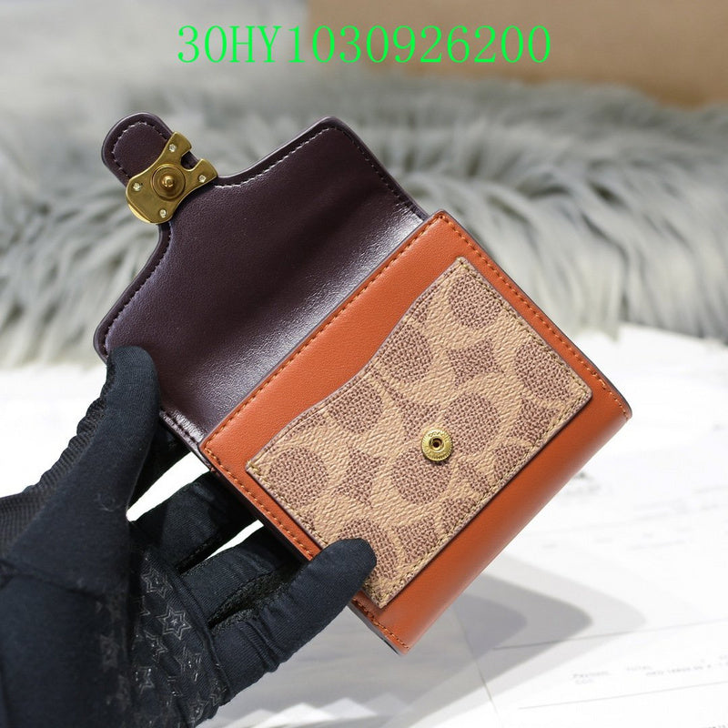 Amelia - CAH Wallet - 116