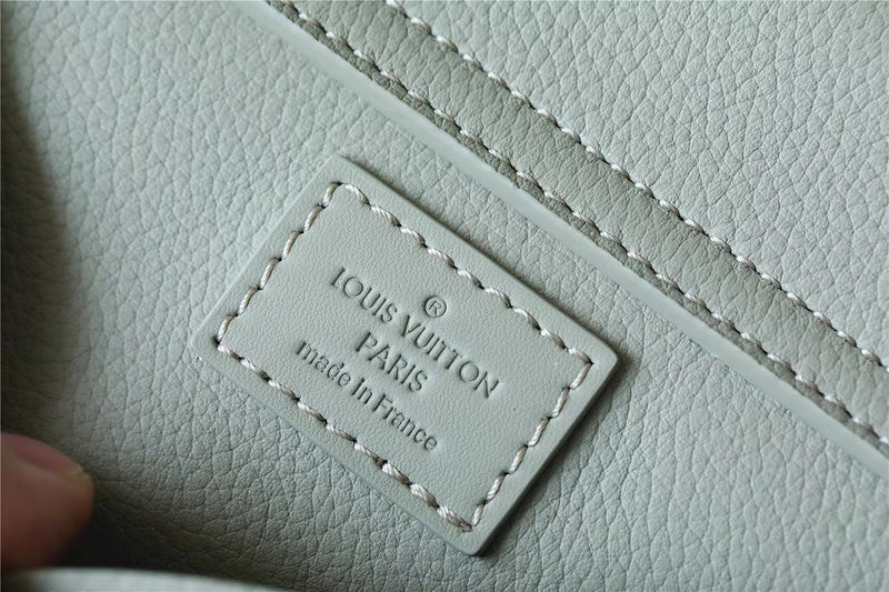 Fan Fashion Lu-Vi bags - 9983