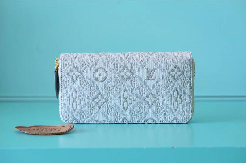 Fan Fashion Lu-Vi bags - 8896