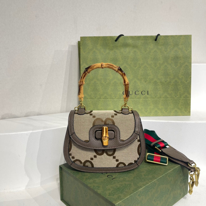 Amelia- GCI Bags - 2007