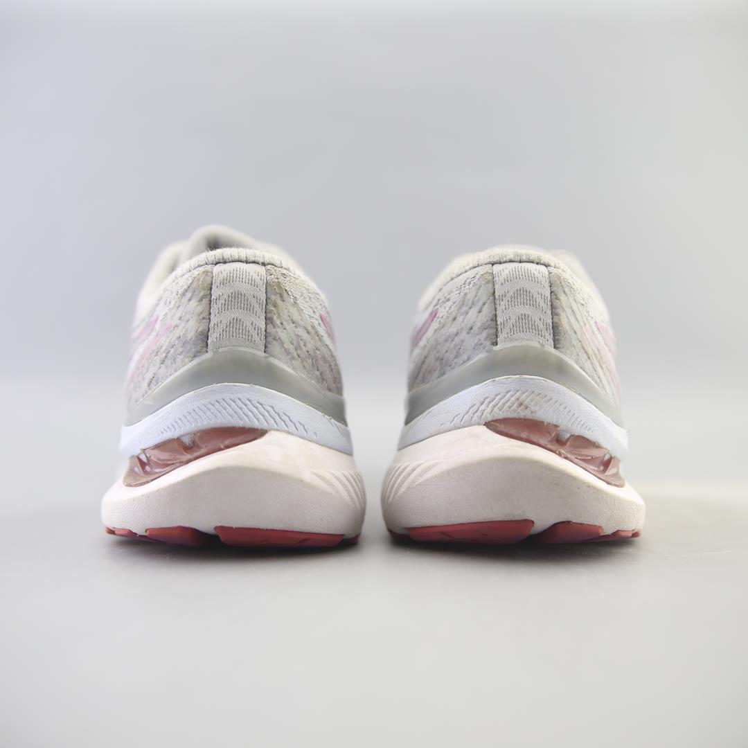 ASICS GEL-KAYANO 29