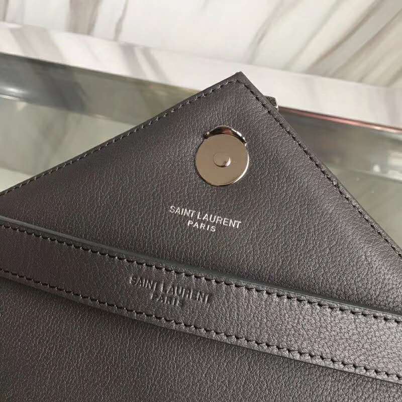 Amelia - YSL Bag - 2660