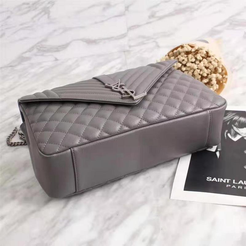 Amelia - YSL Bag - 2810