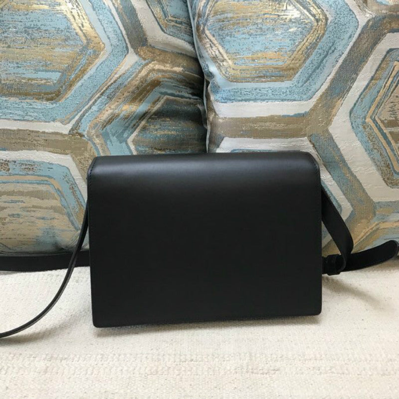 Amelia - YSL Bag - 3710