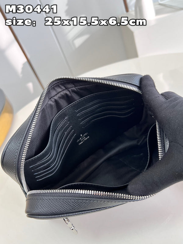 Amelia- LOV  Luxury  Wallets - 400