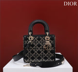 Amelia- DYOR FASHION BAGS - 1990