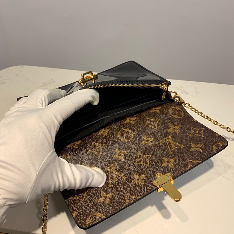 Fan Fashion Lu-Vi bags - 9140