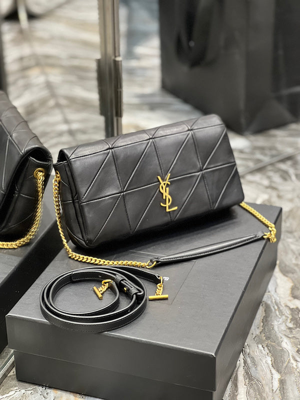Amelia - YSL Bag - 3677
