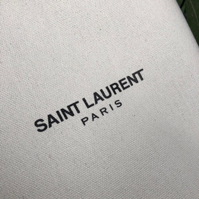 Amelia - YSL Bag - 2351
