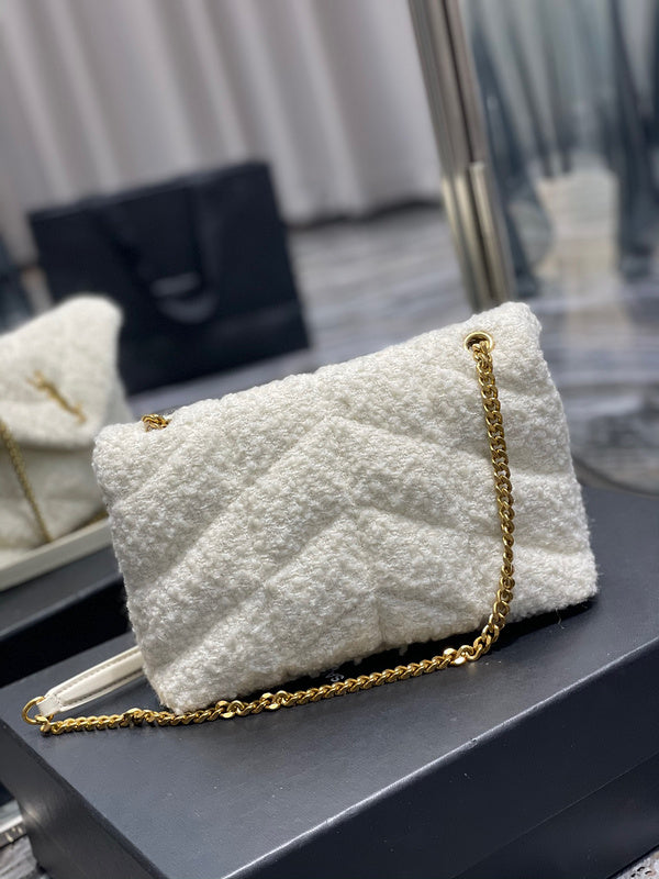Amelia - YSL Bag - 3907