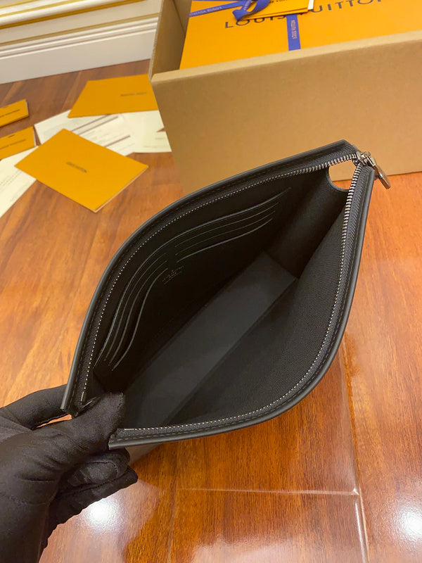 Fan Fashion Lu-Vi bags - 17233