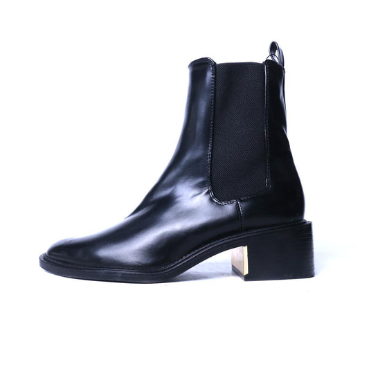 ZARA. .