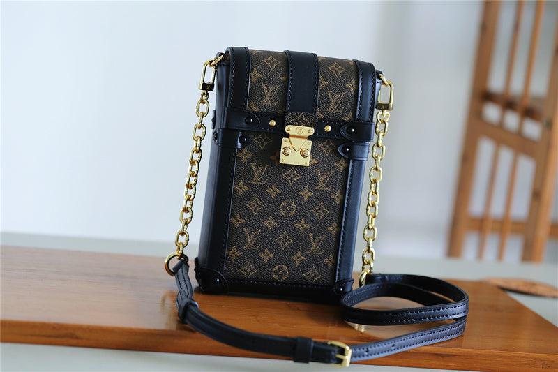 Fan Fashion Lu-Vi bags - 9052