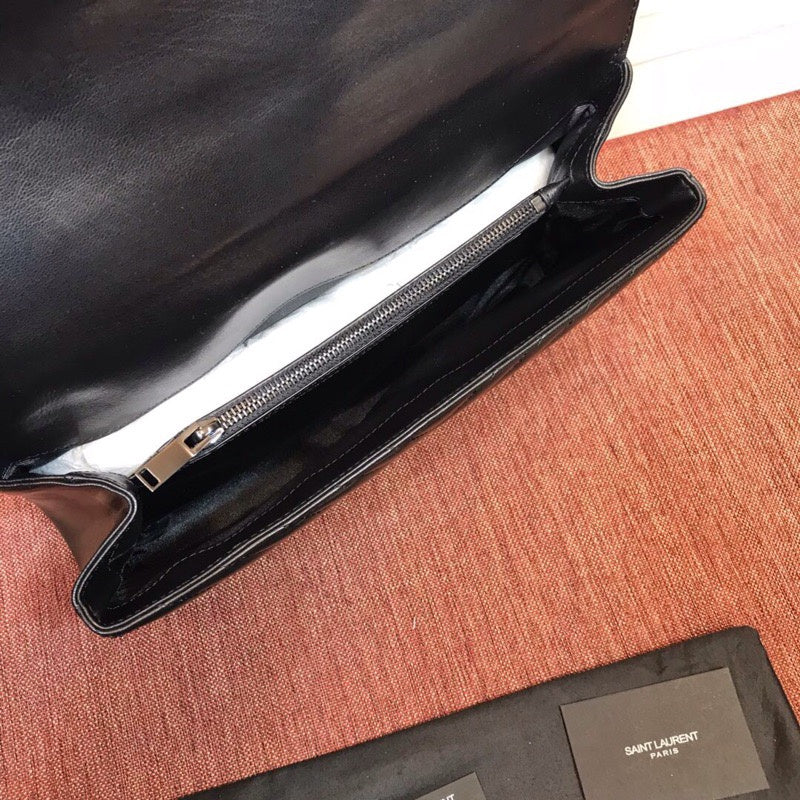 Amelia - YSL Bag - 2189