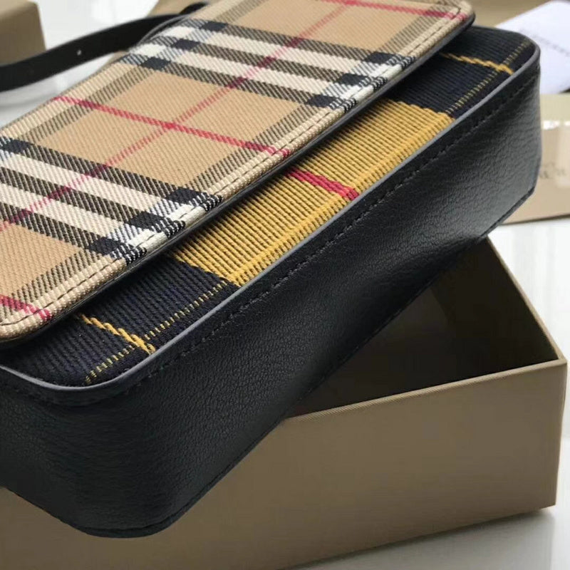 Burberry Bags - Bagsattire   445