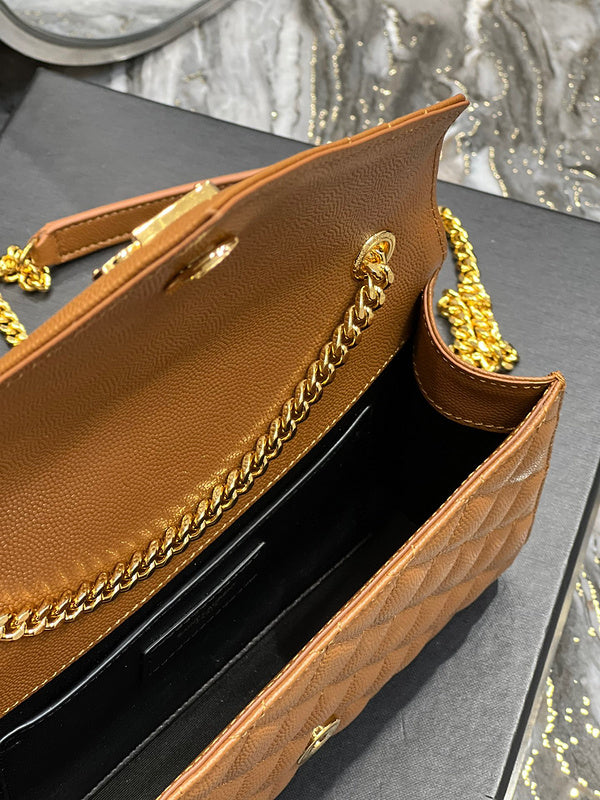 Amelia - YSL Bag - 1901