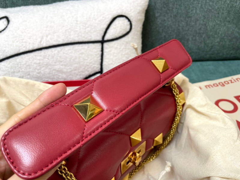 Amelia's Bag Gallery - VEL Bags - 392
