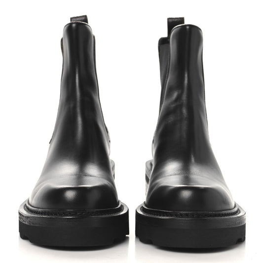 Louis Vuitton Calfskin Monogram Beaubourg Ankle Boots Black