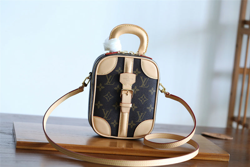 Amelia - LOV Lady Bags - 1716