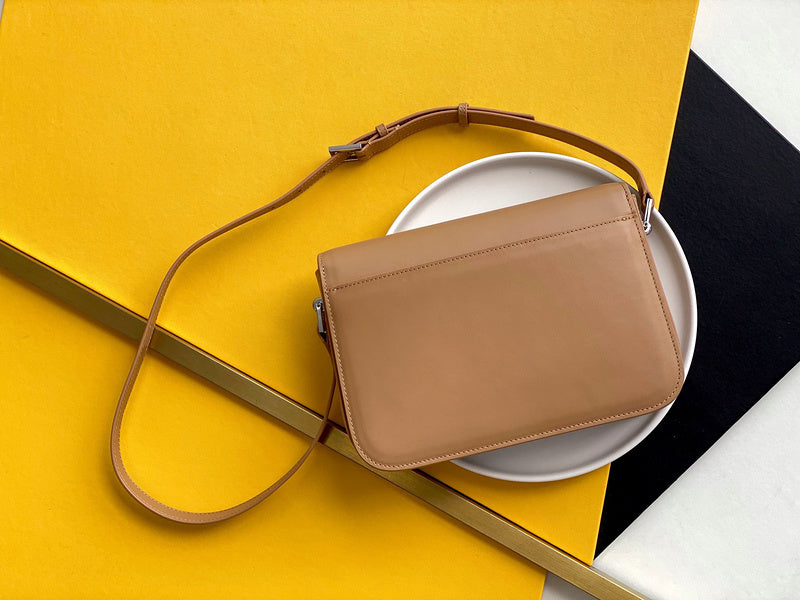Amelia - YSL Bag - 4153